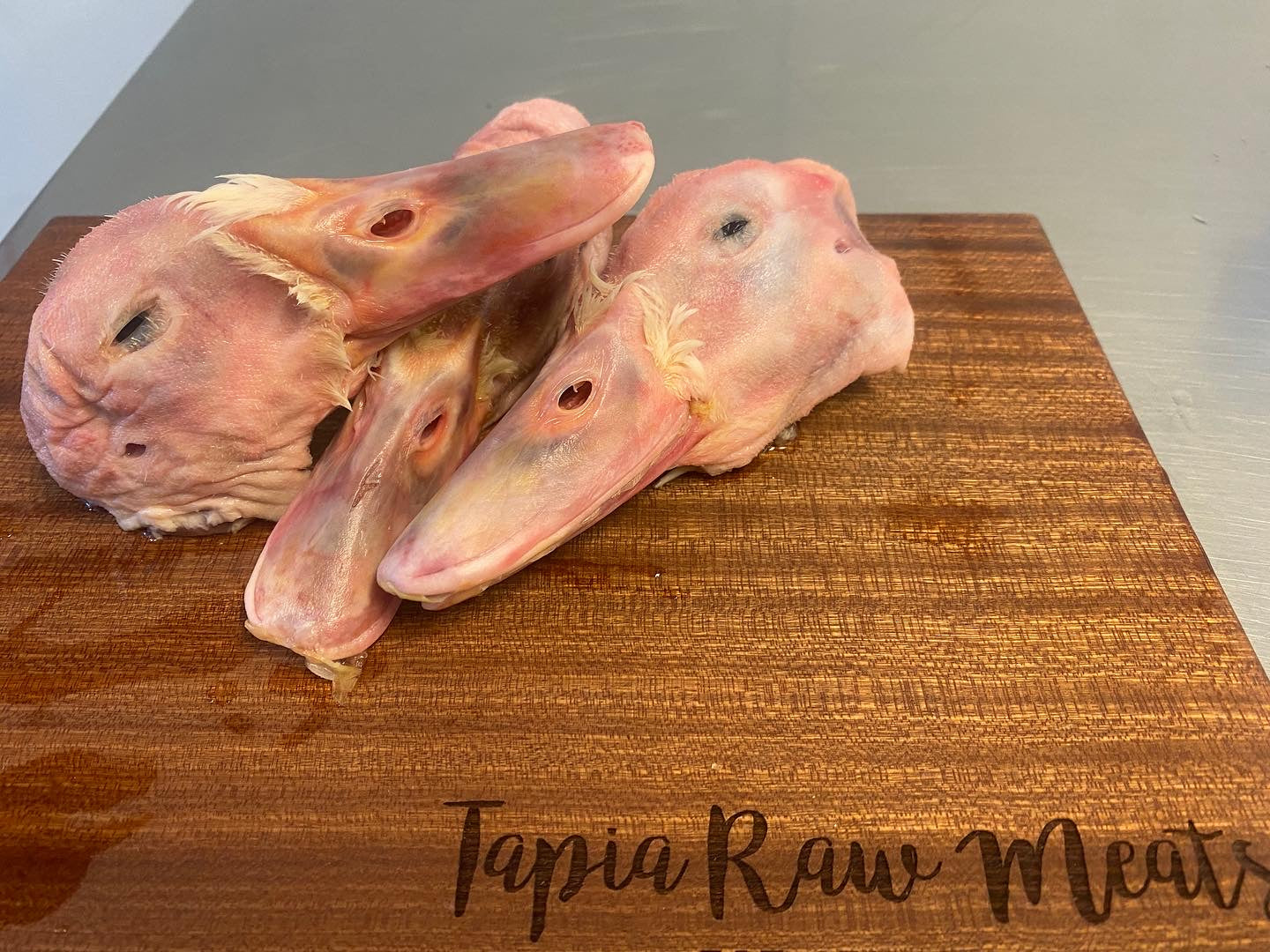 Duck Heads 1lb tapiarawmeatsforpetfood Duck Heads 2pcs